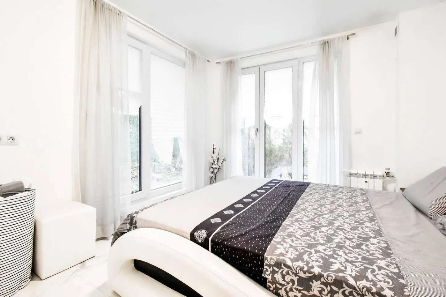 Apartment 1Bdr Studio Prime Location Ndk Area Sofia Bulgaria
